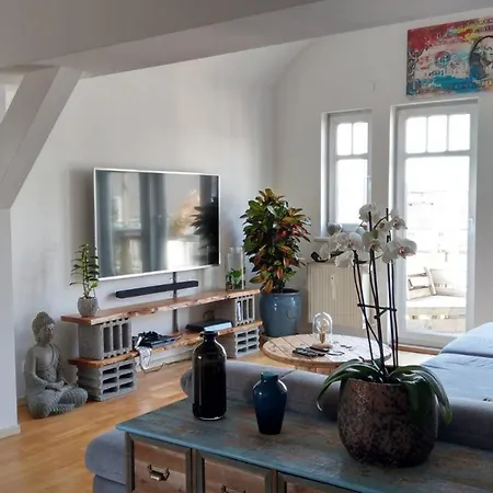 Δωμάτια σε οικογενειακή κατοικία Central Flat W. Skylineview 10 Min To Fair/messe Φραγκφούρτη