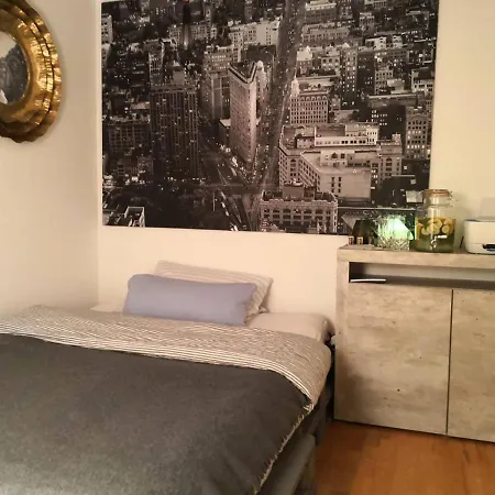Central Flat W. Skylineview 10 Min To Fair/messe *